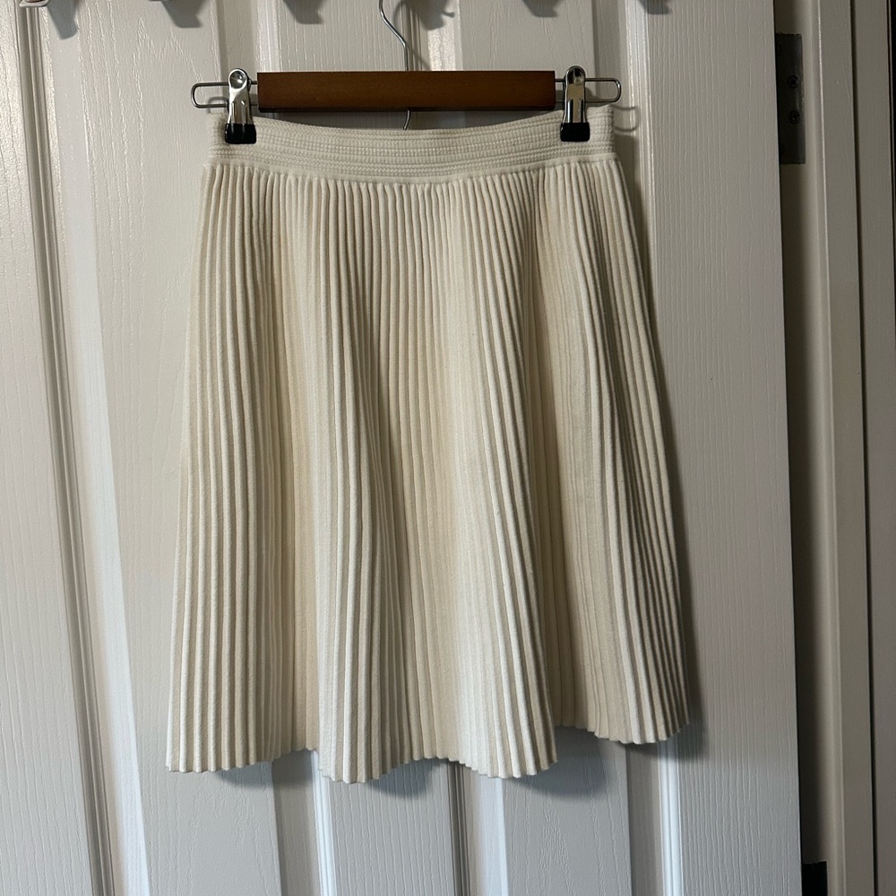 Rebecca Taylor Midi White Pleated Skirt - Picture 3 of 5